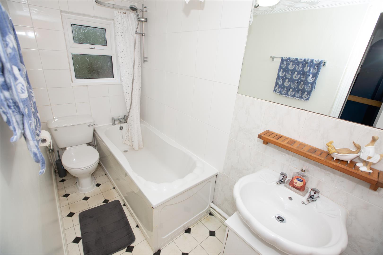 Kilvey Terrace, St. Thomas, Swansea, SA1 8BA